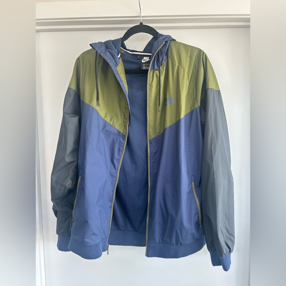 Nike Men's Blue and Olive Windbreaker